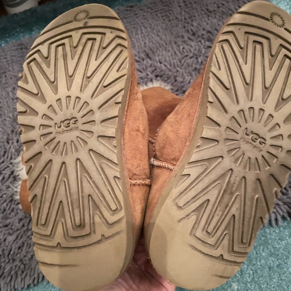 UGG Bailey button tall boots - Picture 8 of 8